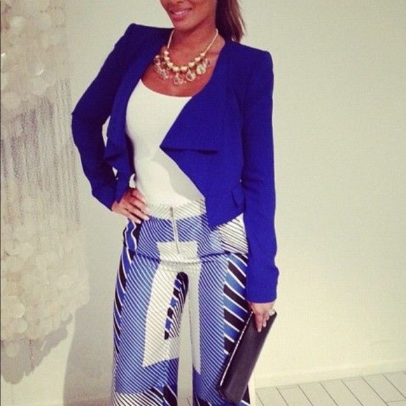 BCBGMaxAzria Jackets & Blazers - BSBGMAXAZRIA blazer